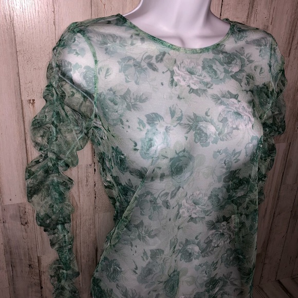 Zara Women’s Green Floral Mesh Blouse - Picture 3 of 6